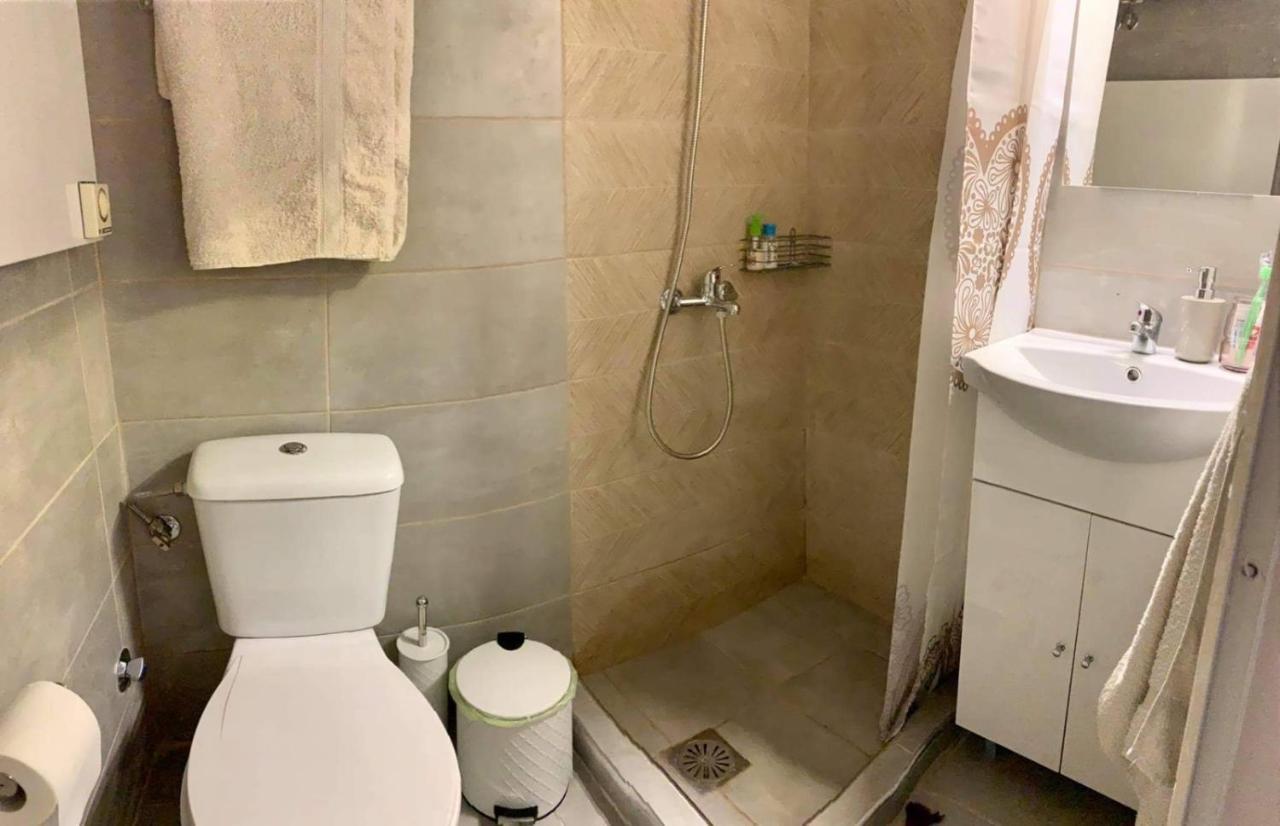 Center Deluxe Studio Салоники Экстерьер фото