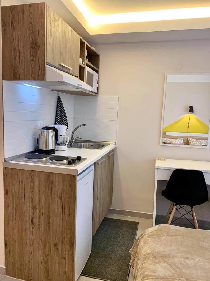Center Deluxe Studio Салоники Экстерьер фото