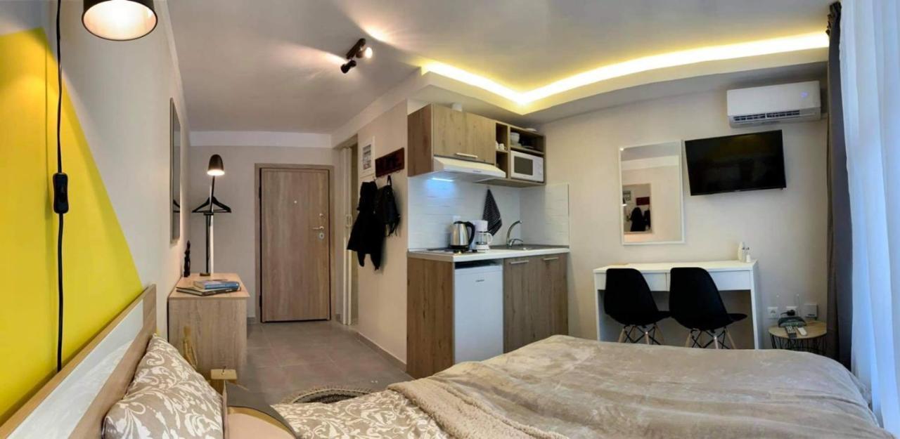 Center Deluxe Studio Салоники Экстерьер фото